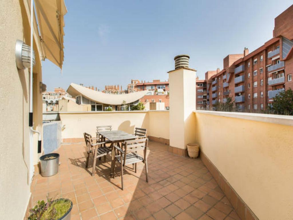Vila Olimpica Apartment *